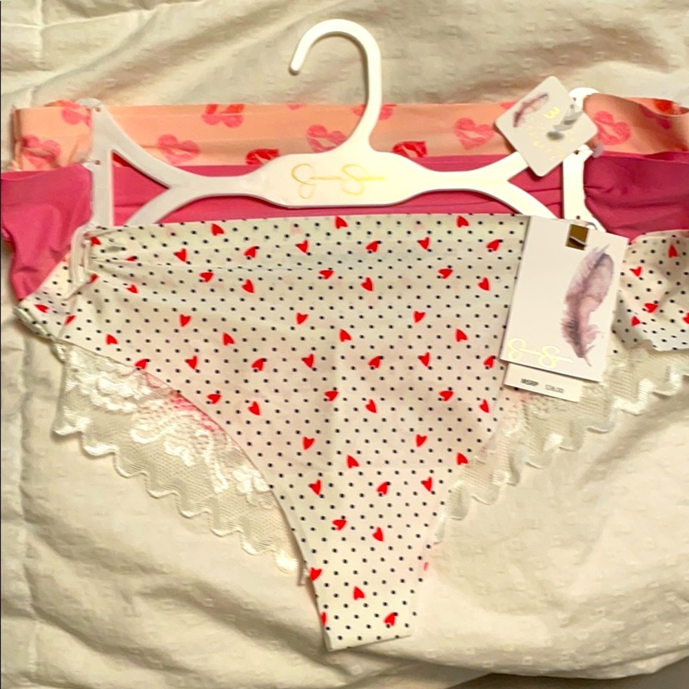 Jessica Simpson 3pk Valentines Day Lrg underwear